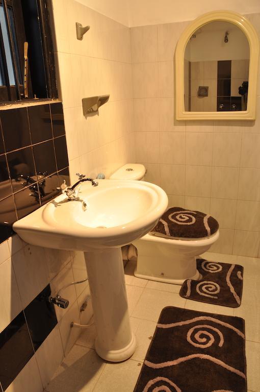 Guest house Cheriton Residencies Colombo